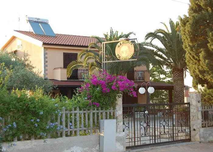 Sunrise Bed & Breakfast Lascari