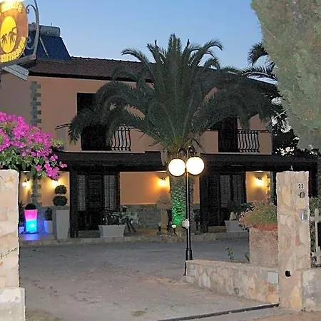 Sunrise Bed & Breakfast 4*