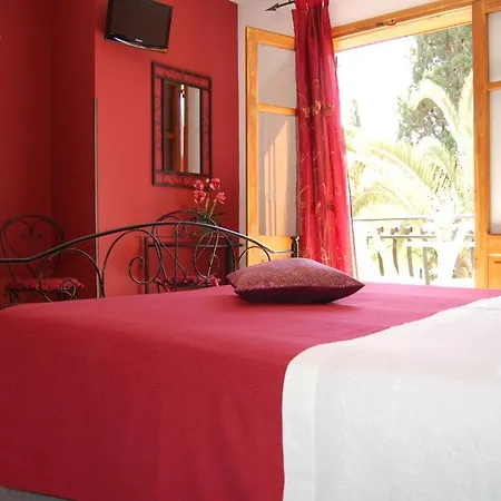 Sunrise Bed & Breakfast 3*